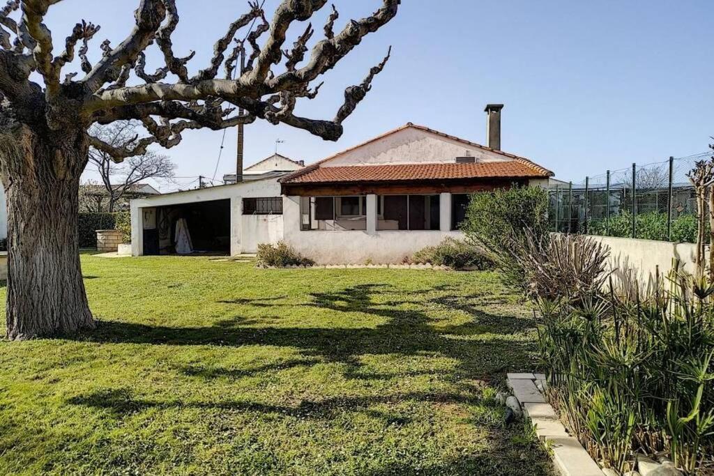 ヴォヴェール Chalet Typique Au Coeur De La Petite Camargueヴィラ エクステリア 写真